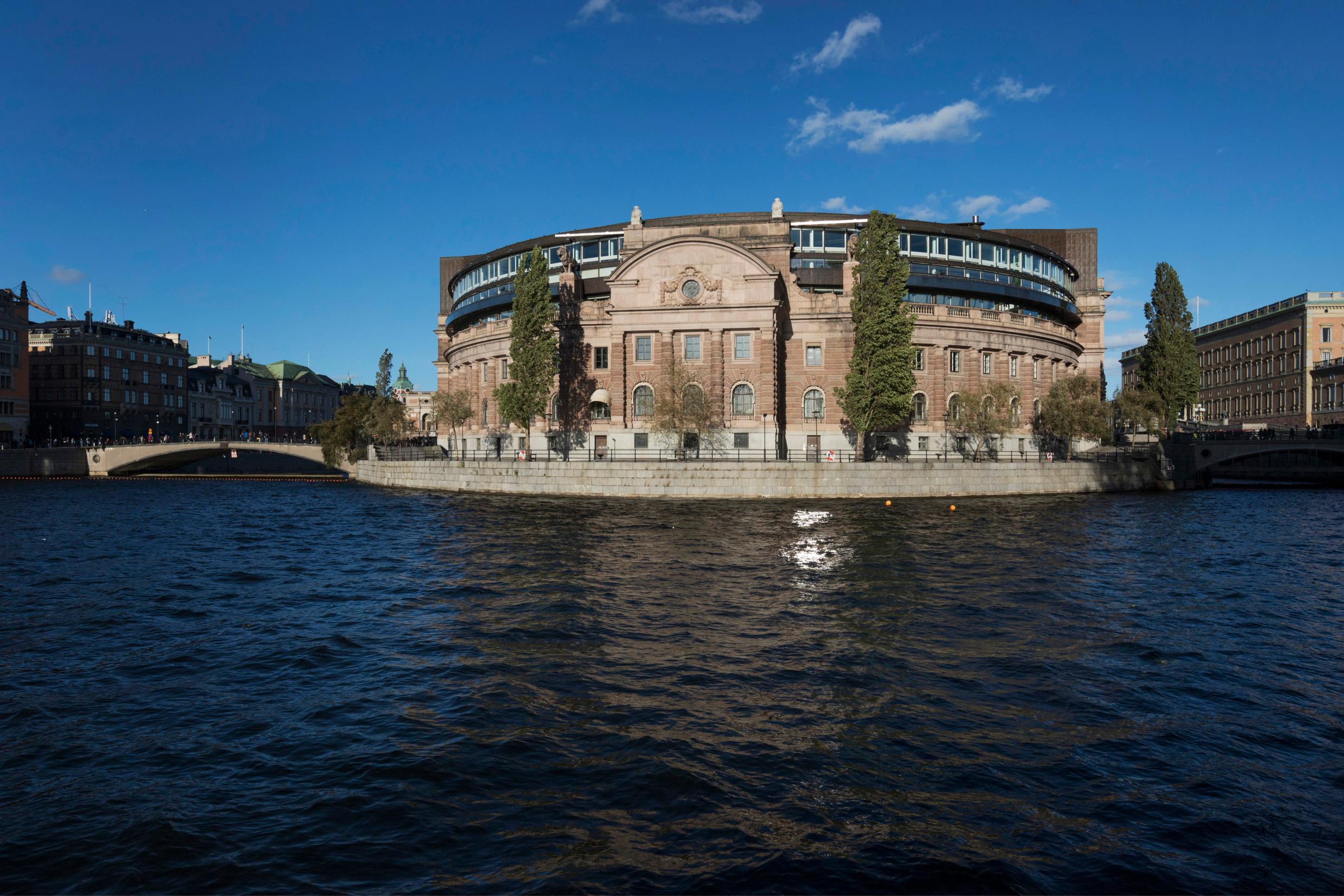 здание шведского парламента